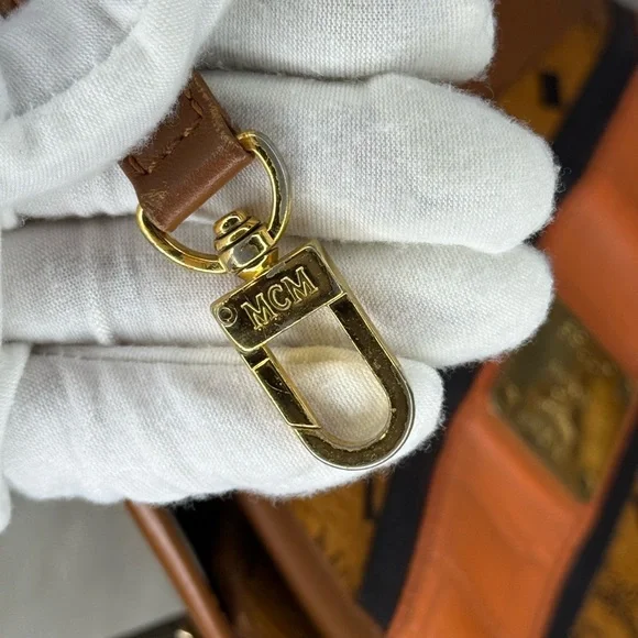 (MT45) MCM Brown and Orange Logo Tote - Picture 13 of 14